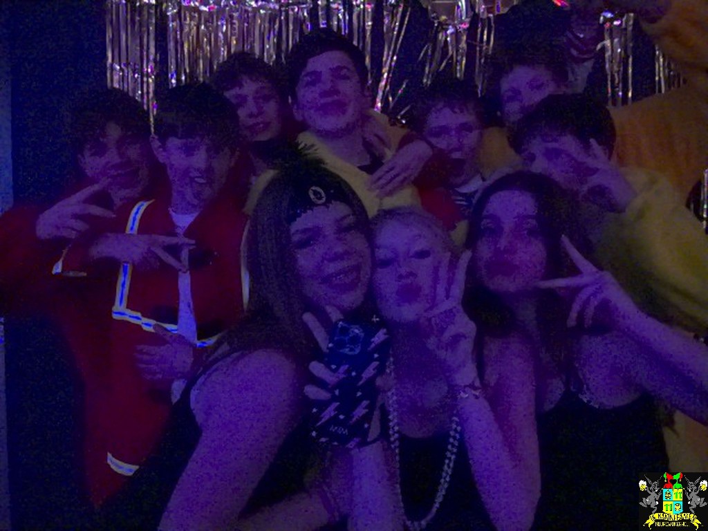 ../Images/Jeugd Opwarmbal Photobooth 079.jpg